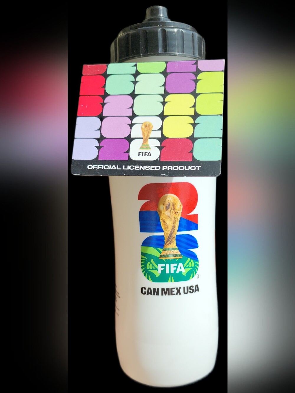 FIFA World Cup 2026 32 oz Green Squeeze Plastic Water Bottle Push Cap